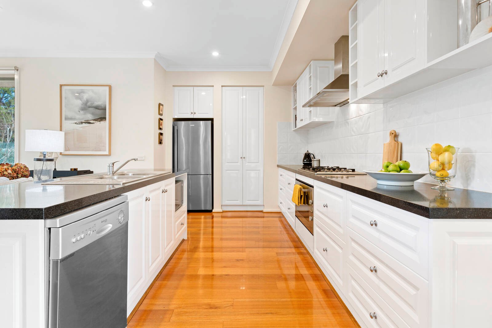 Property Gallery Thumbnail 3