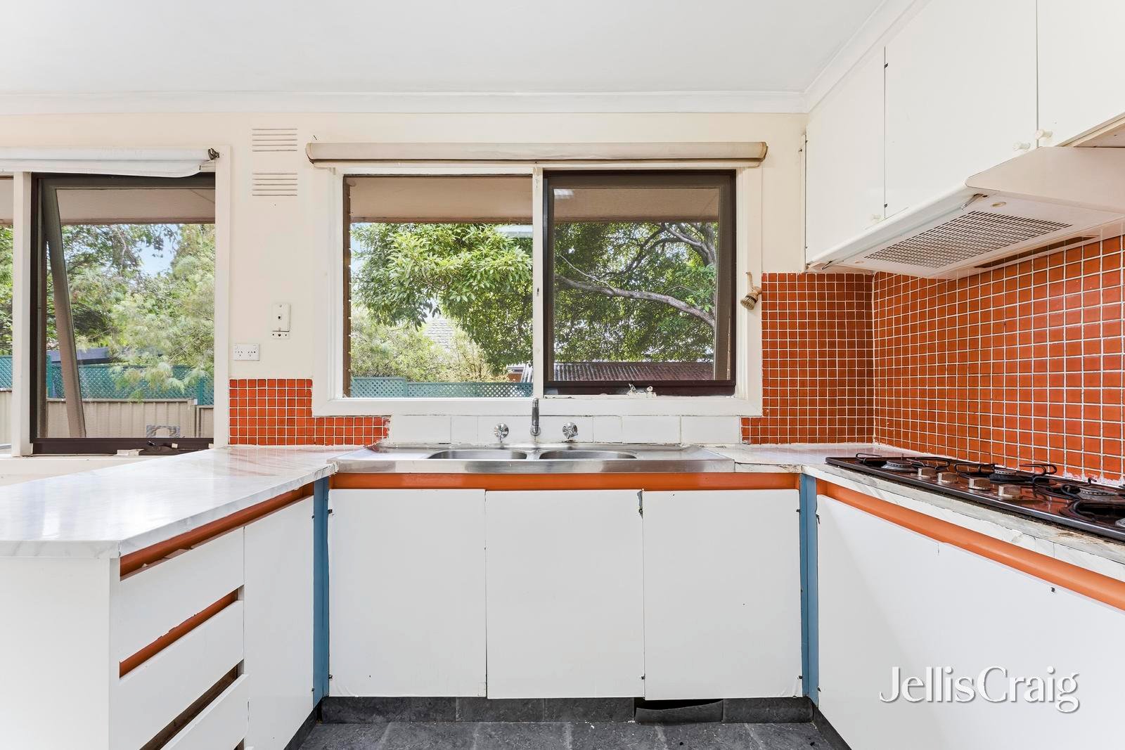 129 Brunswick Road, Mitcham image 3