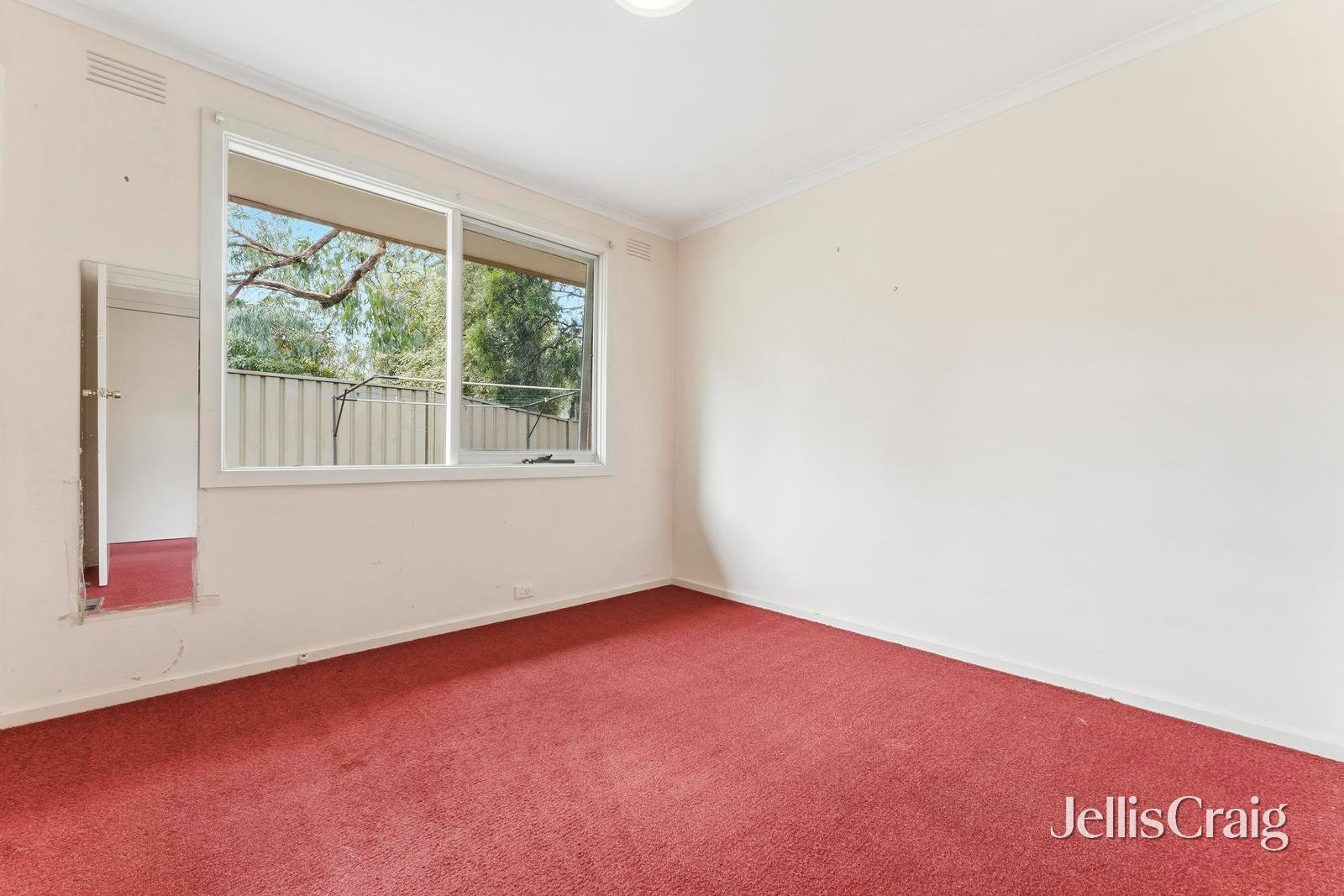 129 Brunswick Road, Mitcham image 9