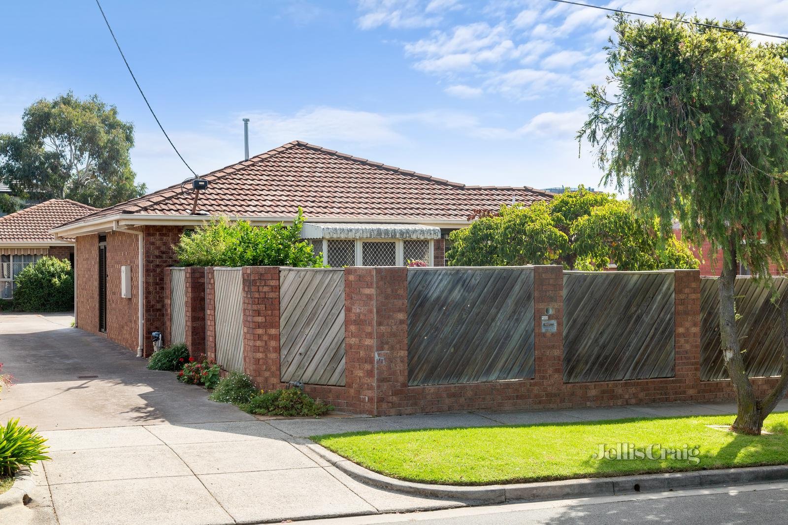 1/29 Burgess Street, Bentleigh image 2