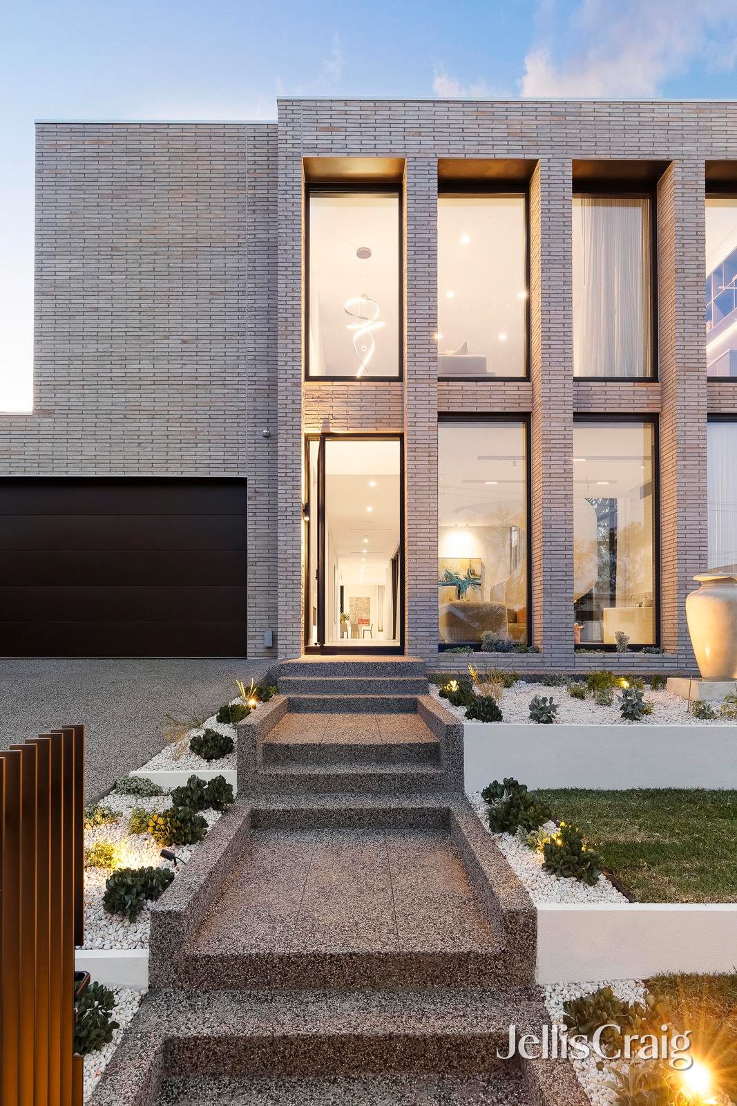 129 Derby Street, Kew image 2