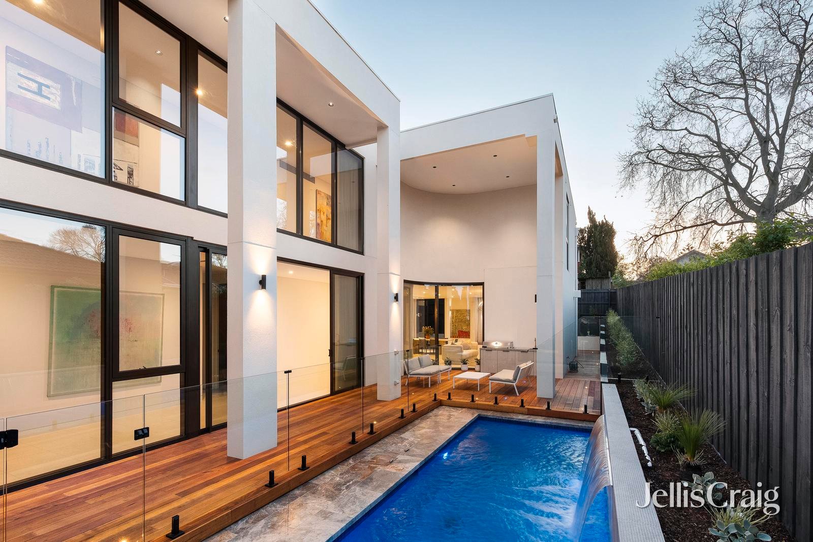 129 Derby Street, Kew image 3