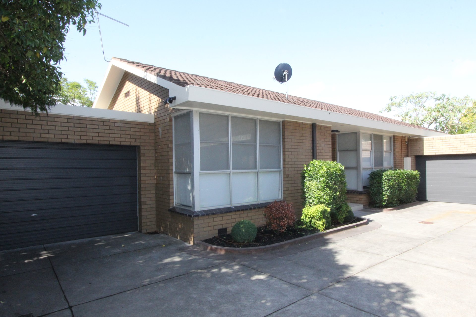 1/29 Elwood Street, Brighton, VIC, 3186 RT Edgar