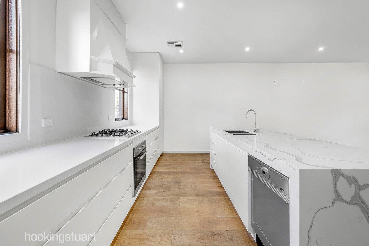 1/29 Glencairn Avenue, Camberwell image 4