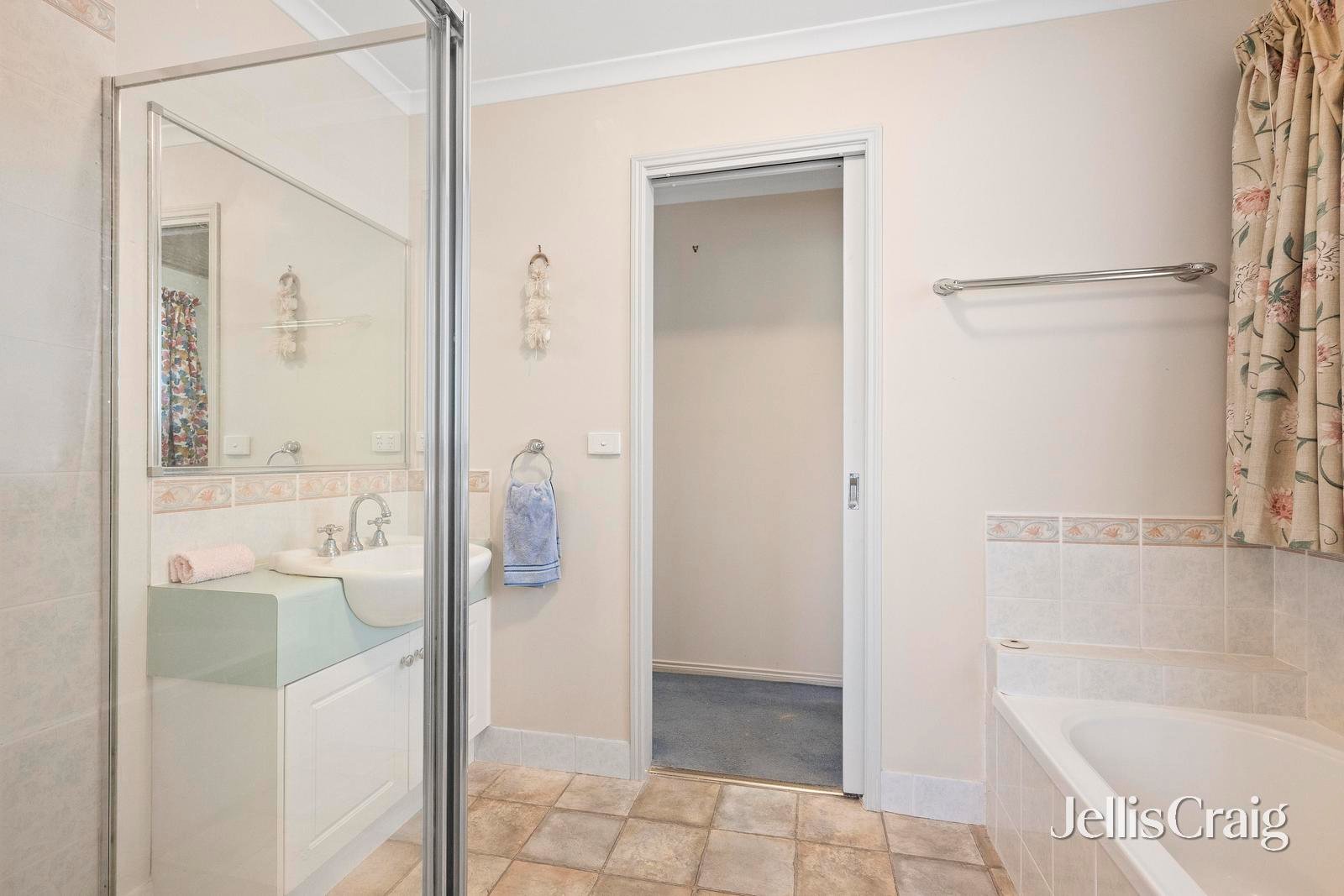 1/29 Highland Crescent, Mooroolbark image 7