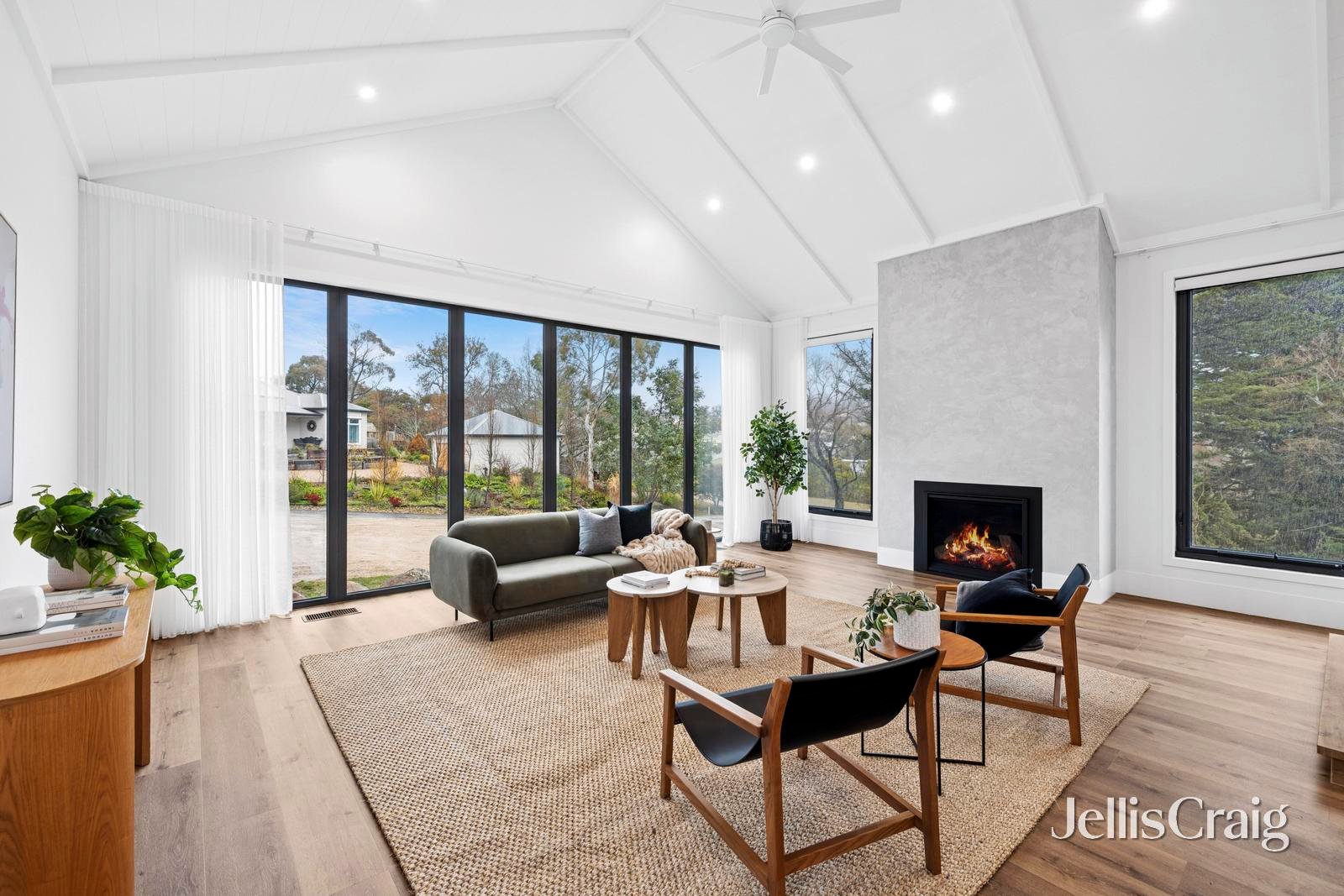 1/29 Hodge Street, Daylesford image 3