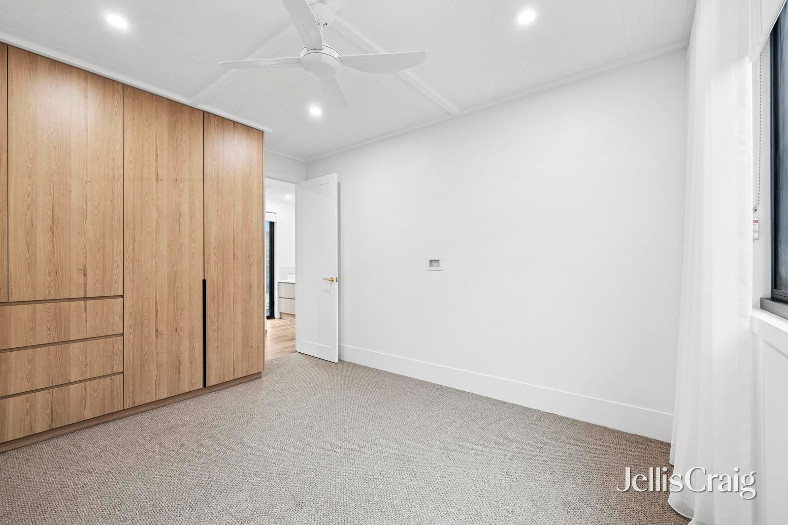 1/29 Hodge Street, Daylesford image 12