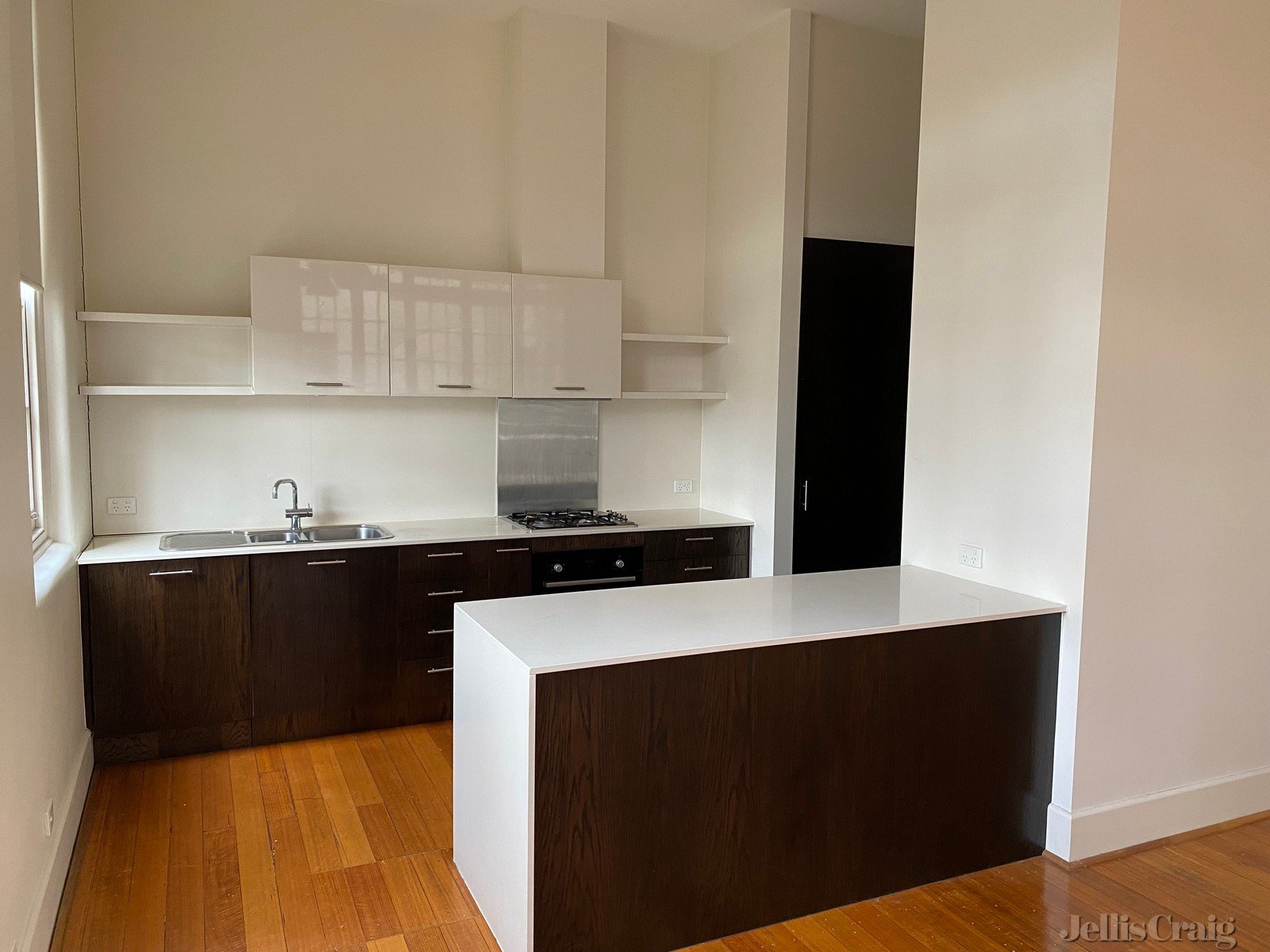 1/29 Manchester Lane, Parkville image 1