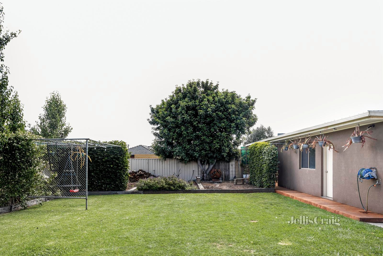 129 Mcfadzean Avenue, Reservoir image 11