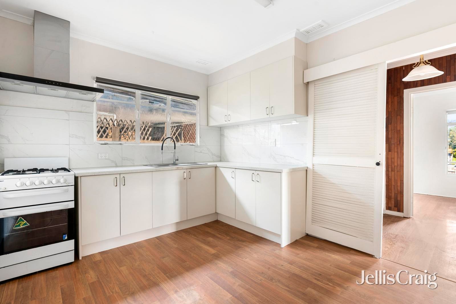 129 Power Avenue, Chadstone image 7