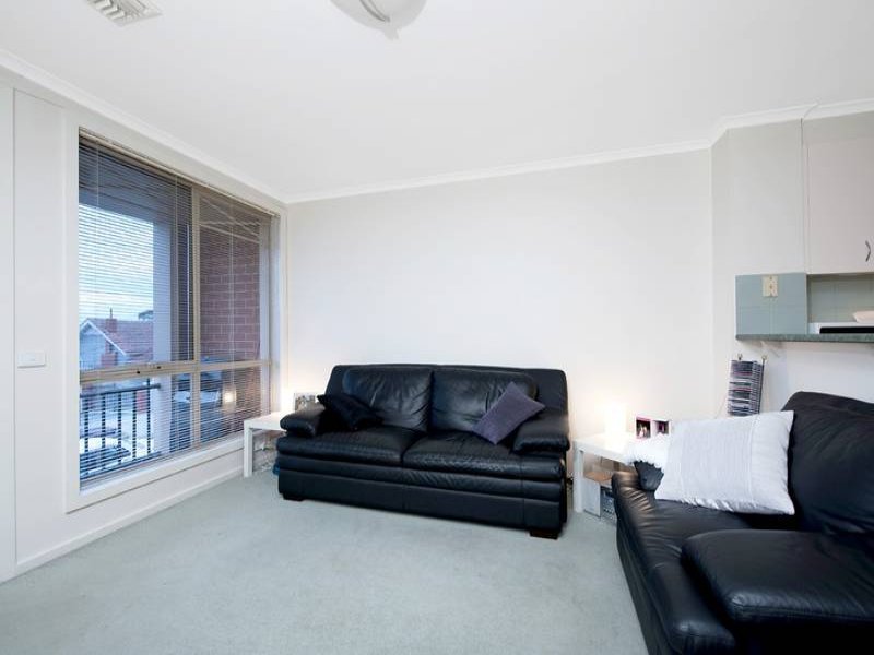 12/910 Canterbury Road, Box Hill South image 2