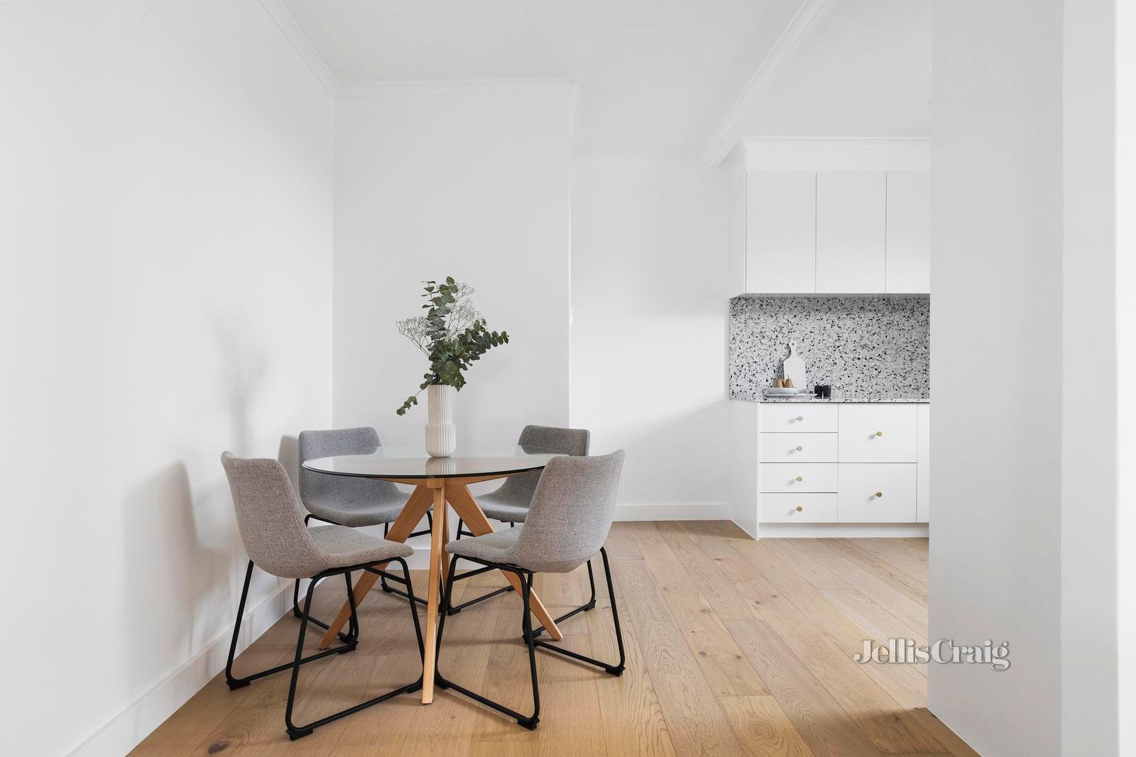 12/93 Tinning Street, Brunswick image 3