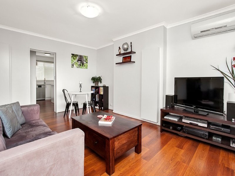 12/94 Liddiard Street, Hawthorn image 2