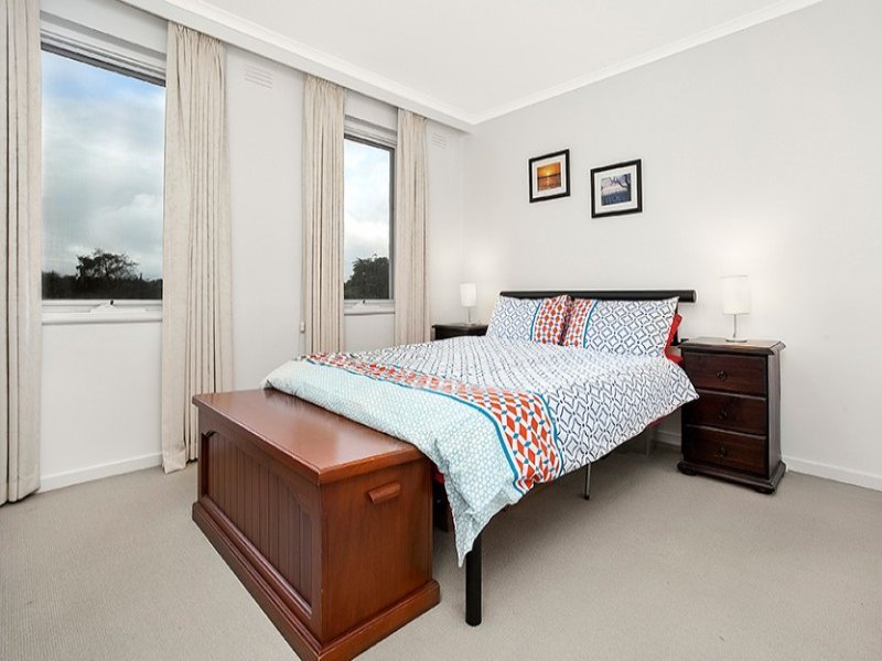 12/94 Liddiard Street, Hawthorn image 4