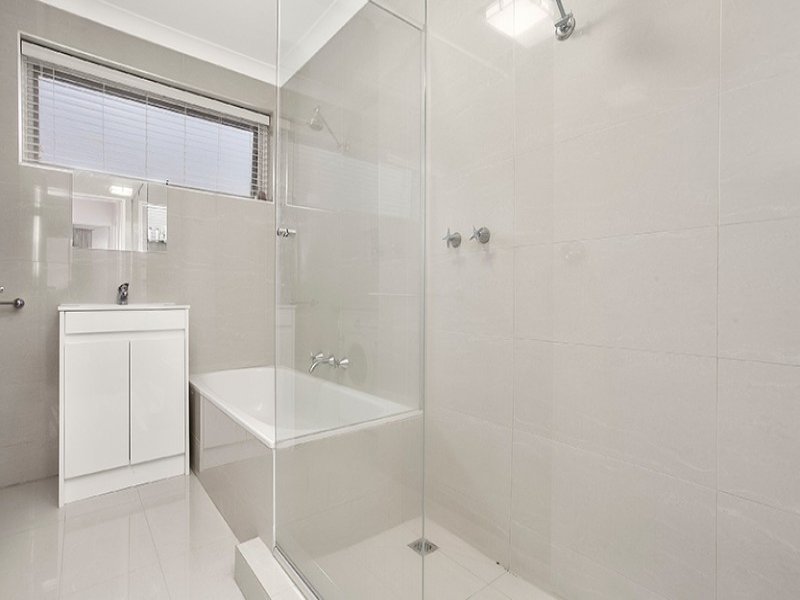 12/94 Liddiard Street, Hawthorn image 6