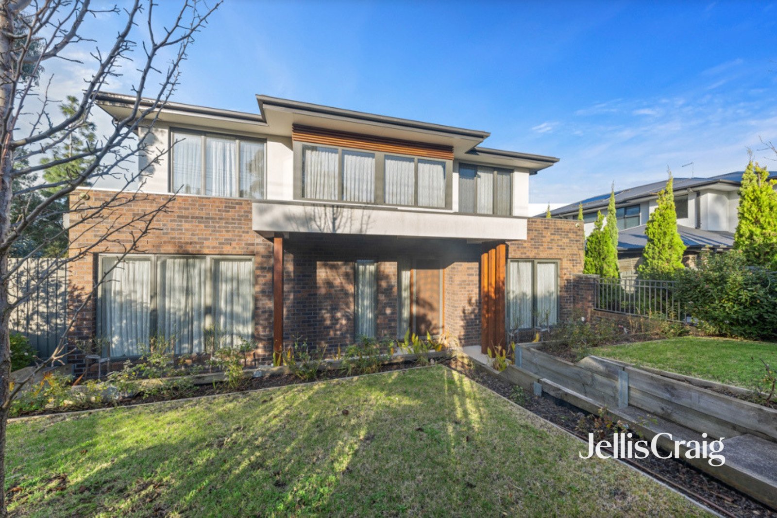 1/296 Waiora Road, Macleod image 1