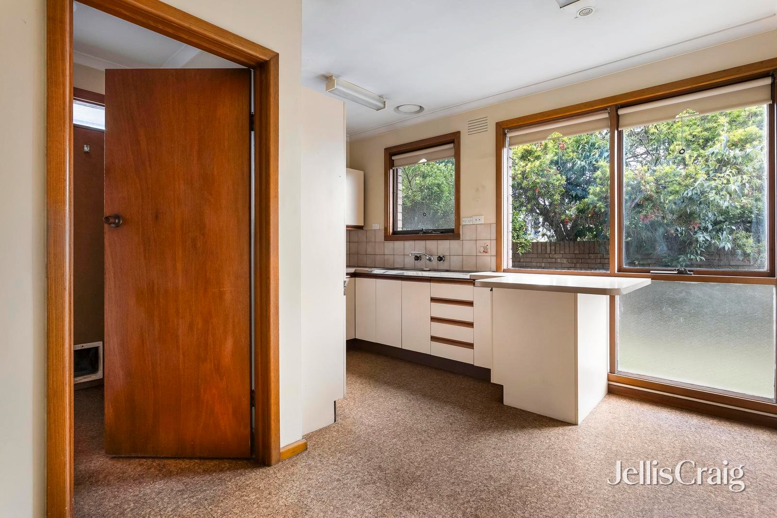 1/297 St Georges Road, Northcote image 9