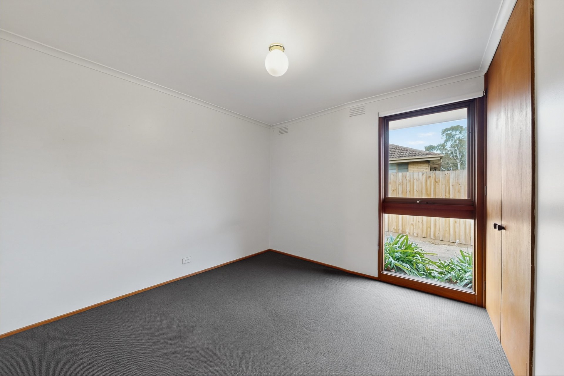 1/298 Parer Road, Airport West image 8