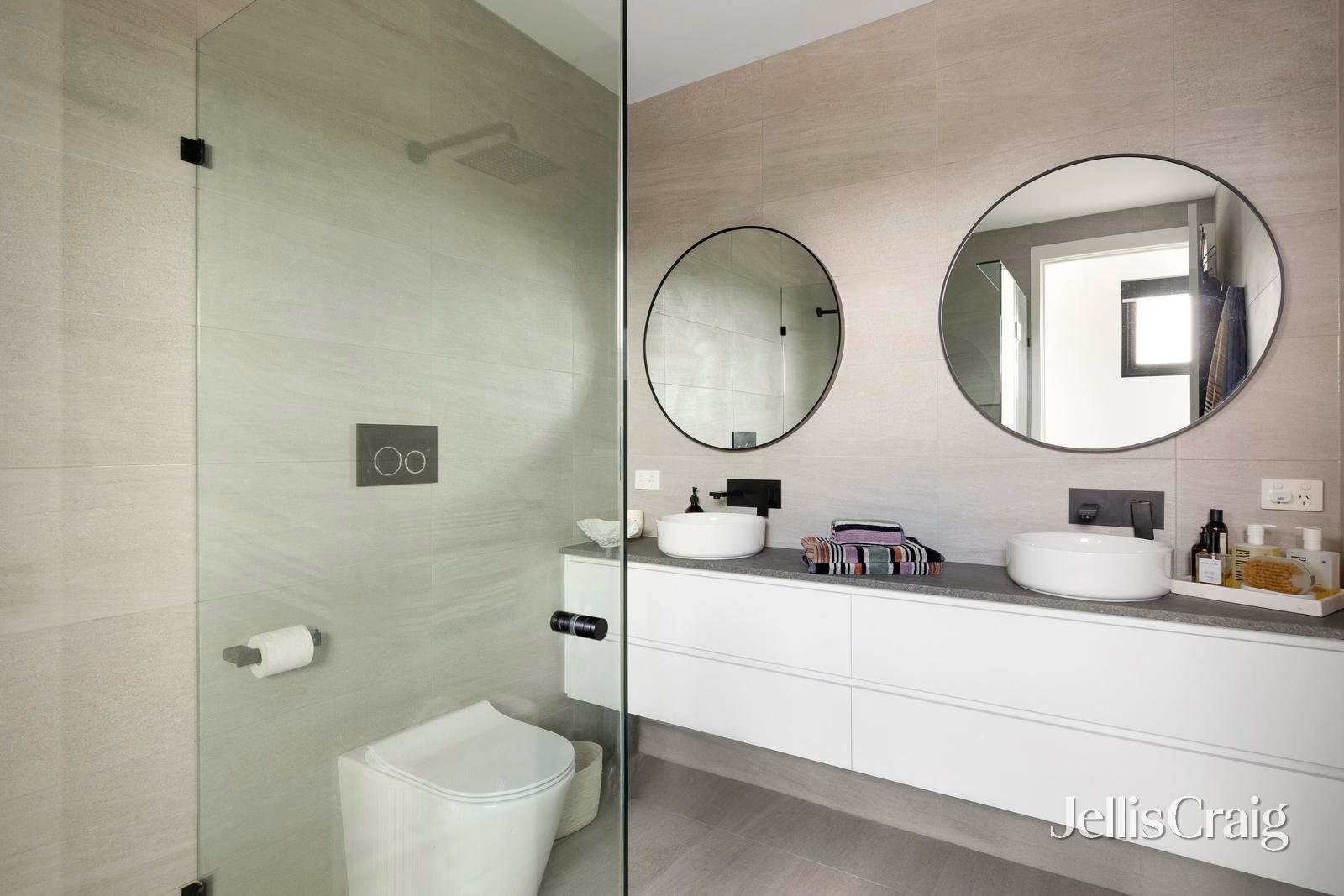 129A Collins Street, Thornbury image 8