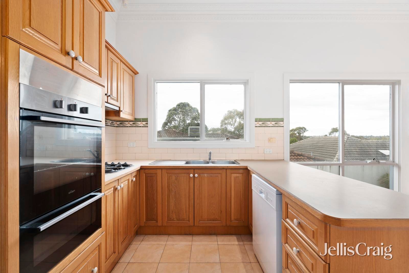 12A Baird Street North, Doncaster image 4