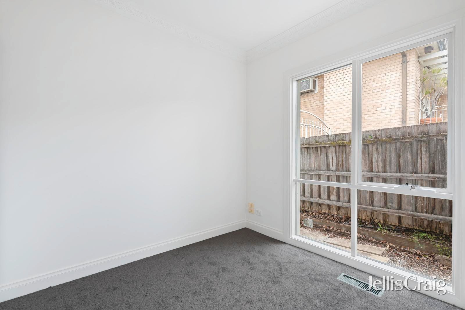 12A Baird Street North, Doncaster image 7