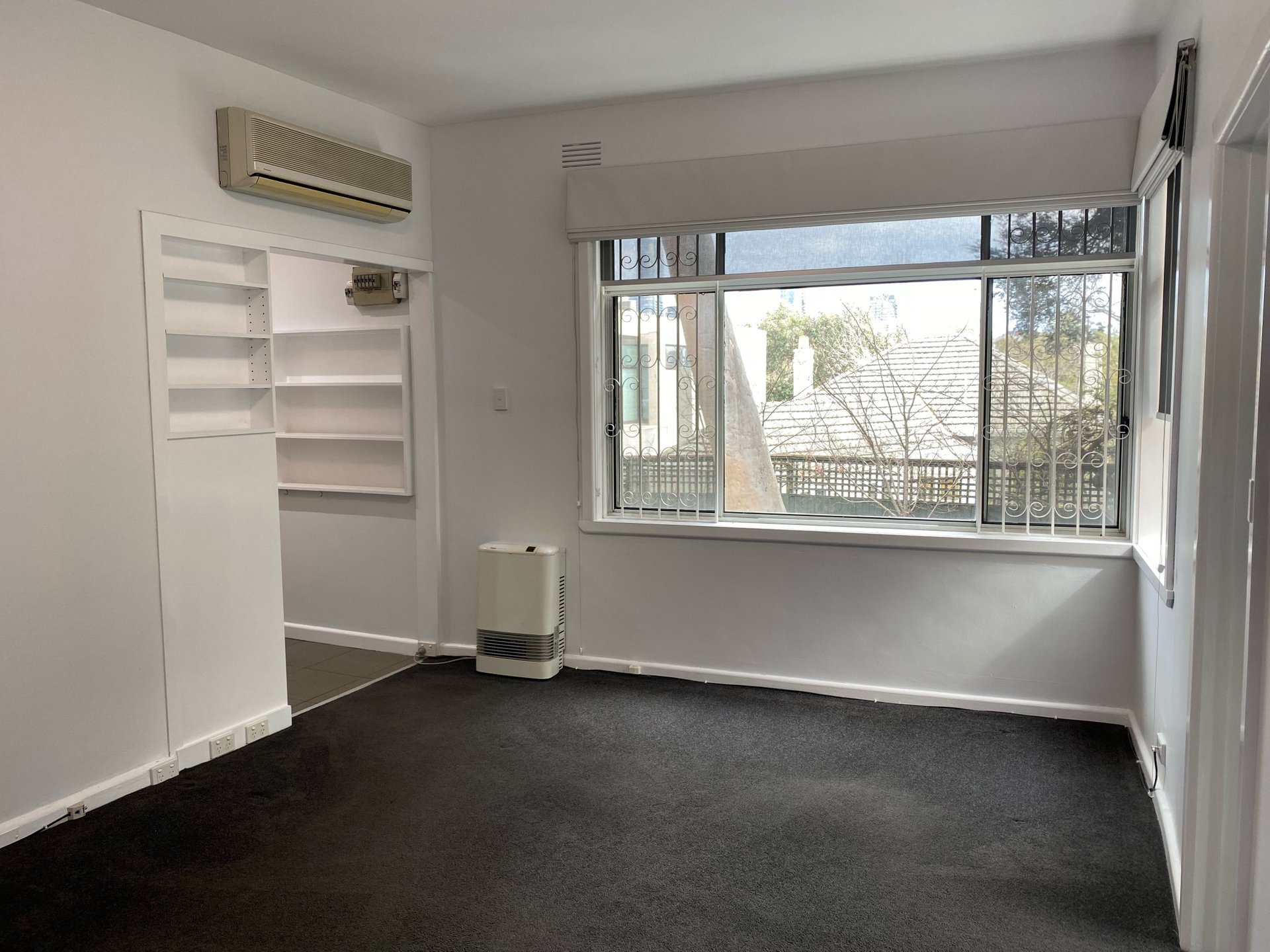 Property Gallery Thumbnail 2