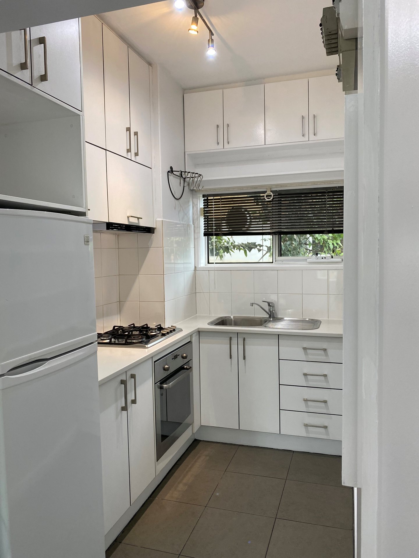 Property Gallery Thumbnail 6