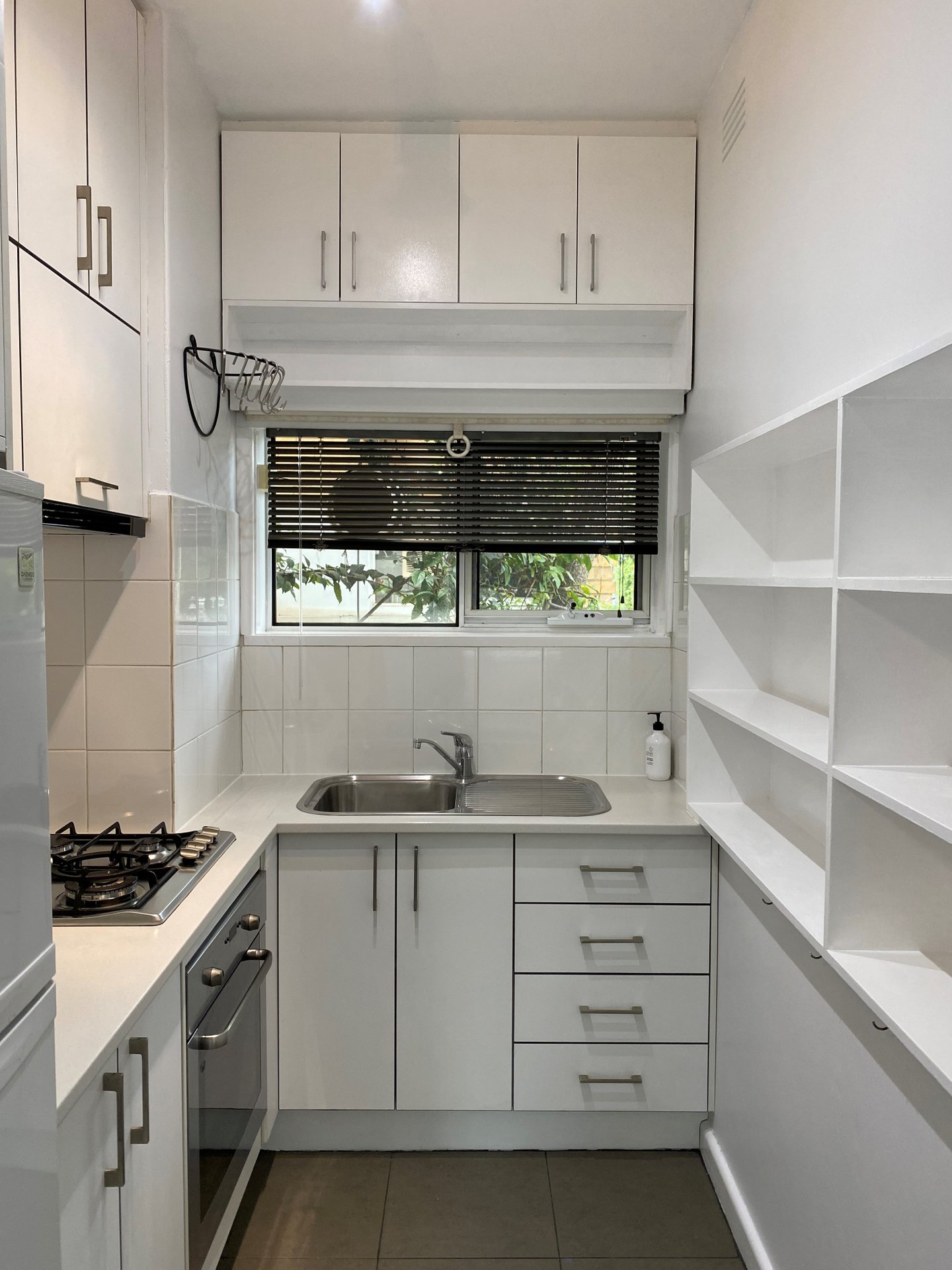Property Gallery Thumbnail 3