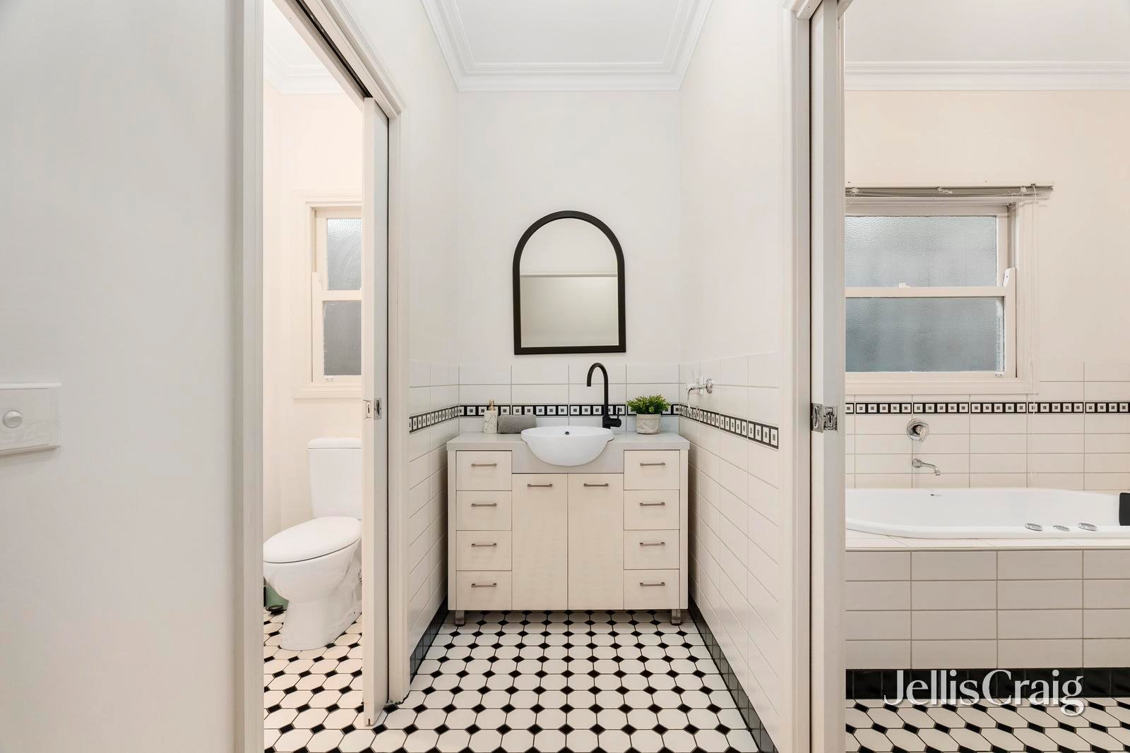 12A Byrne Road, Bayswater North image 10