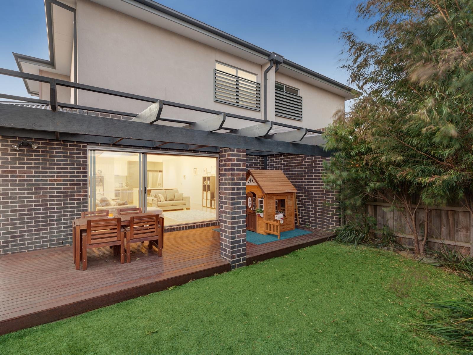 12a Gray Street, Bentleigh East image 3