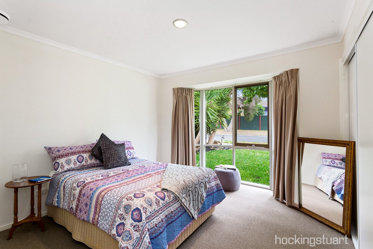 1/2A Hobart Street, Ringwood image 8