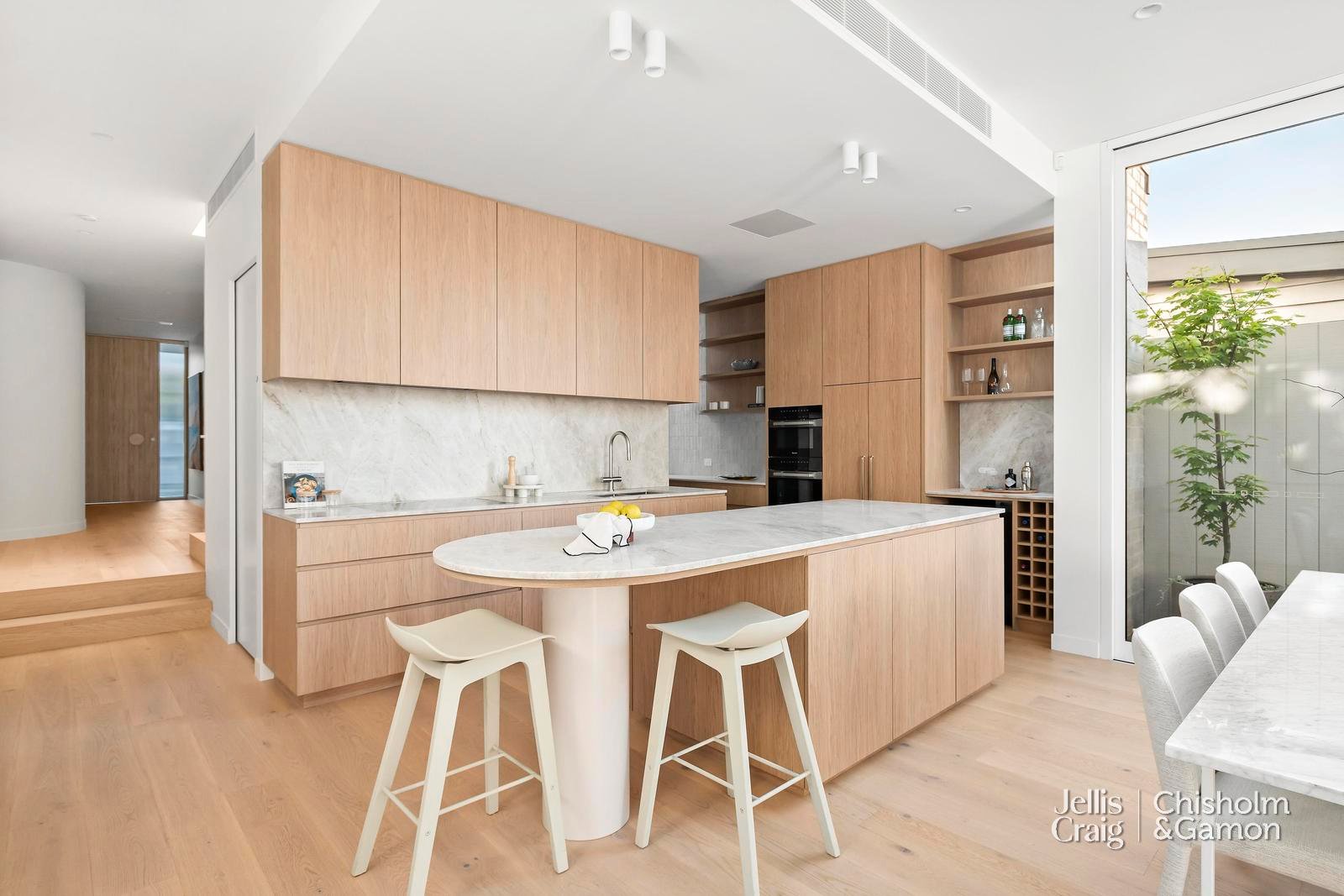 12a Kendall Street, Elwood image 3