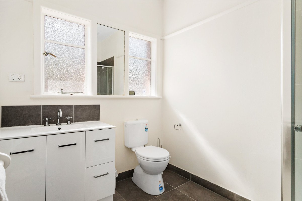 12A Merton Street, Box Hill image 9