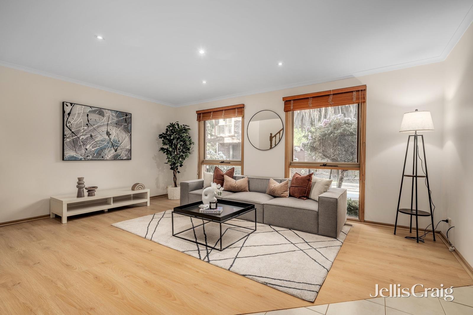 1/2A Merton Street, Box Hill image 3