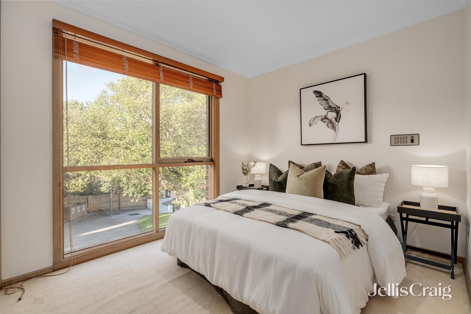 1/2A Merton Street, Box Hill image 7