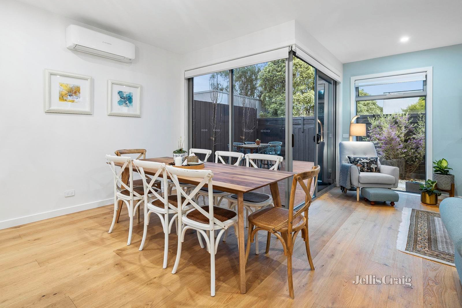 12A Ti-Tree Grove, Mornington image 3