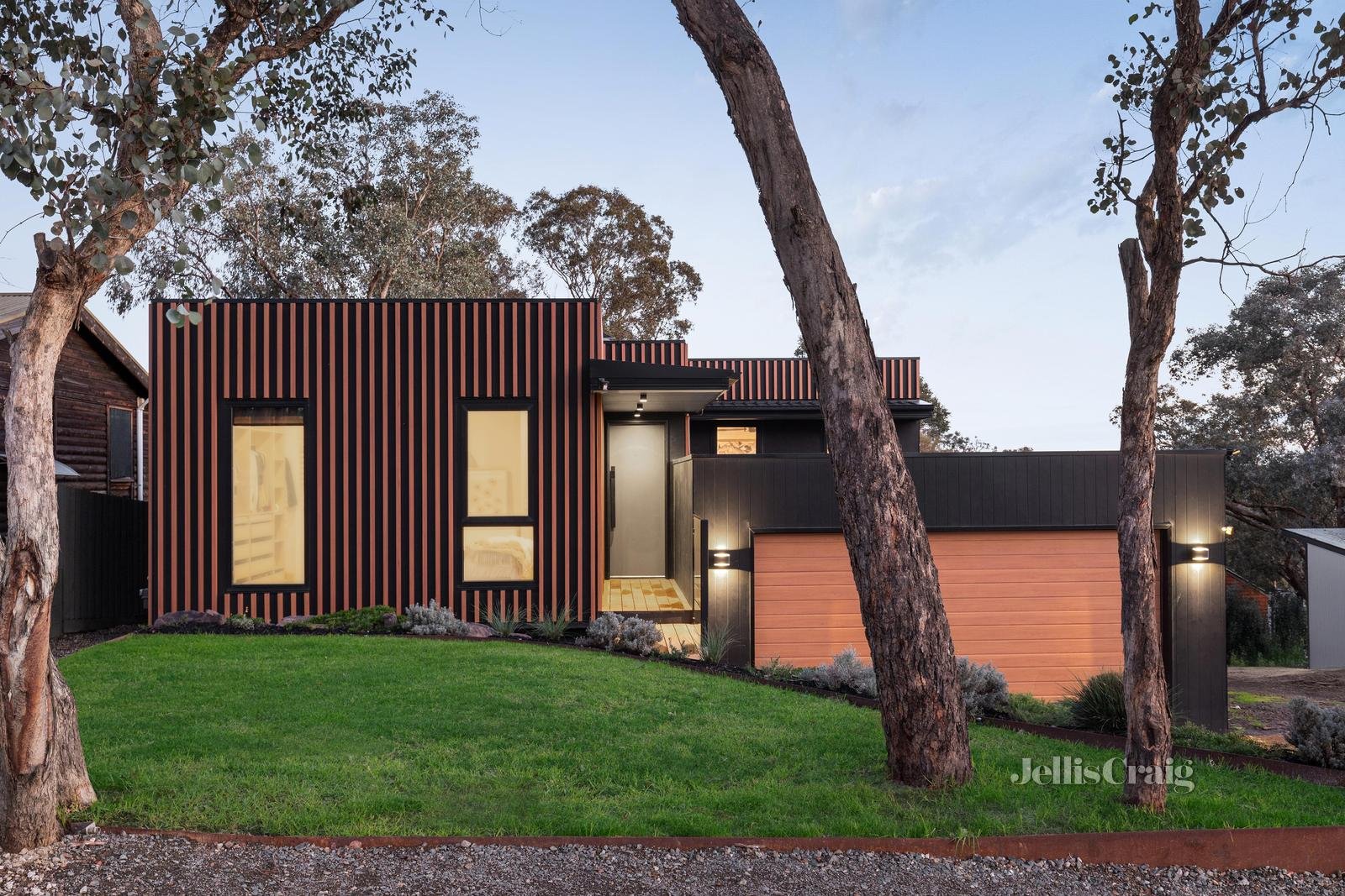 12a Upper Road, Wattle Glen image 1