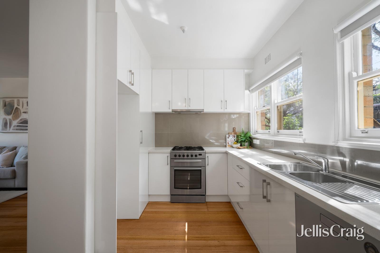 12A/47 Yerrin Street, Balwyn image 3