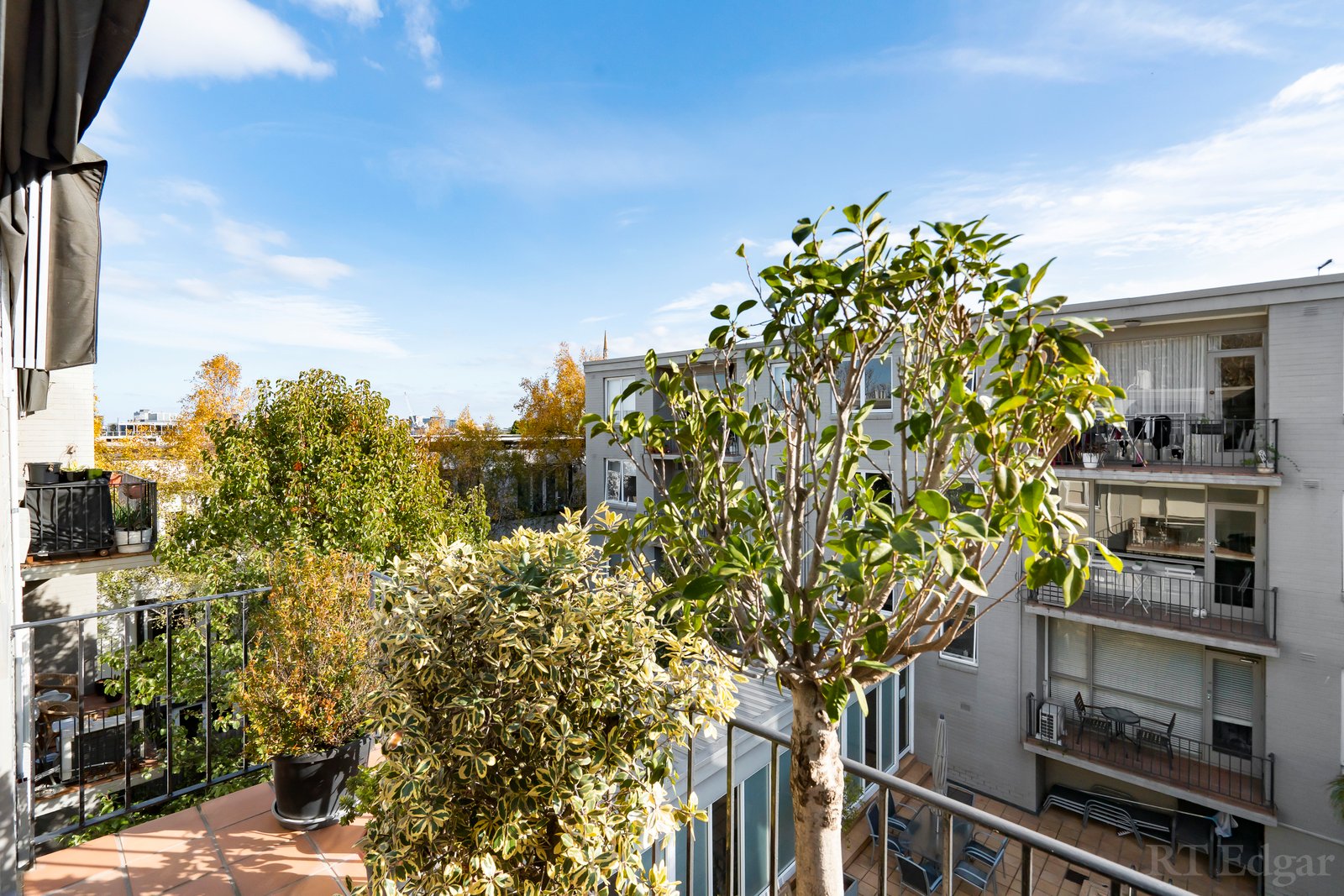 Property Gallery Thumbnail 5
