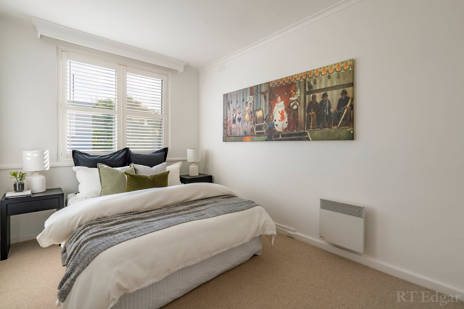 Property Gallery Thumbnail 6