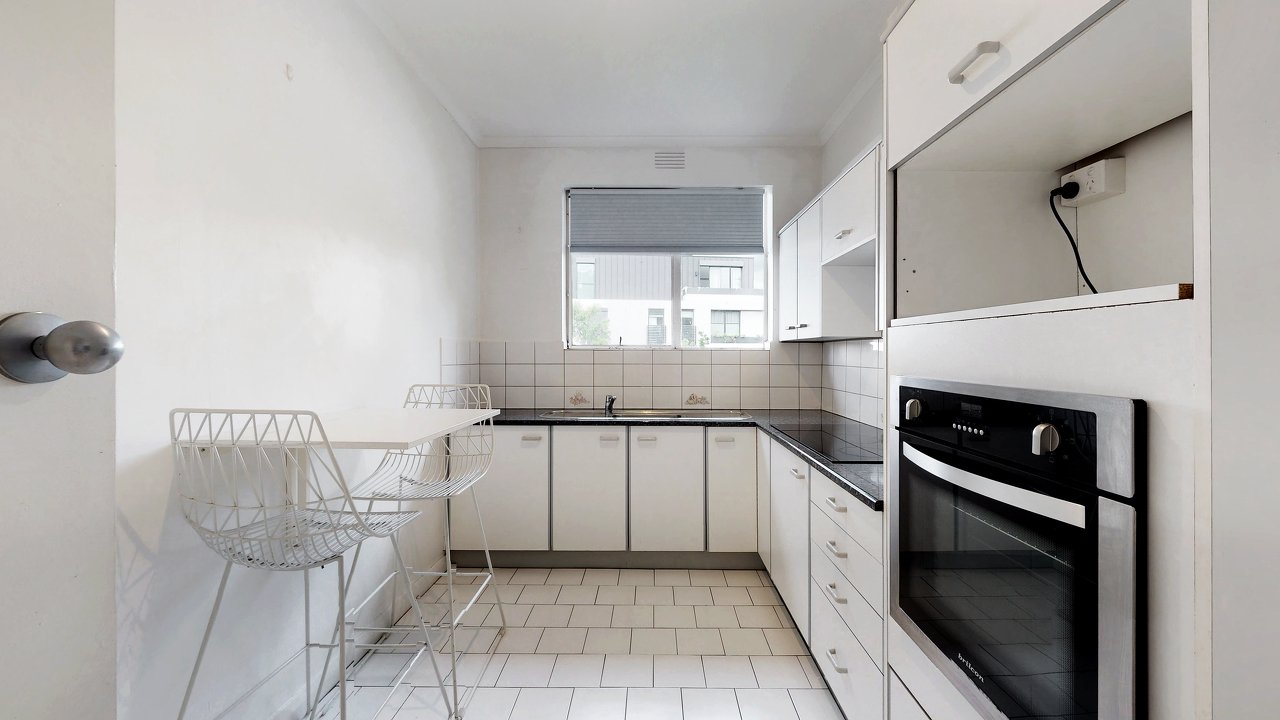 12a/587 Toorak Road, Toorak image 2