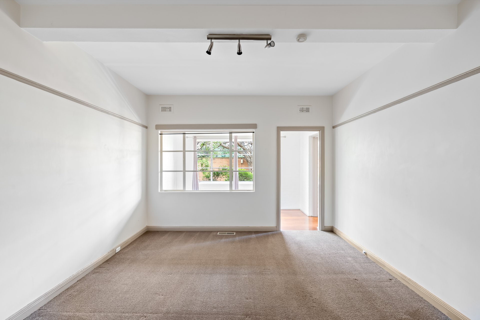 12a/59 Queens Road, Melbourne image 2
