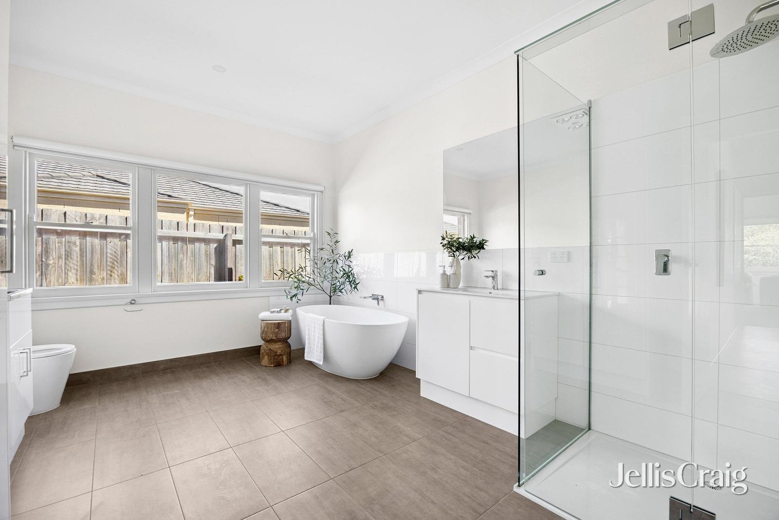 12B Calder Street, Manifold Heights image 4