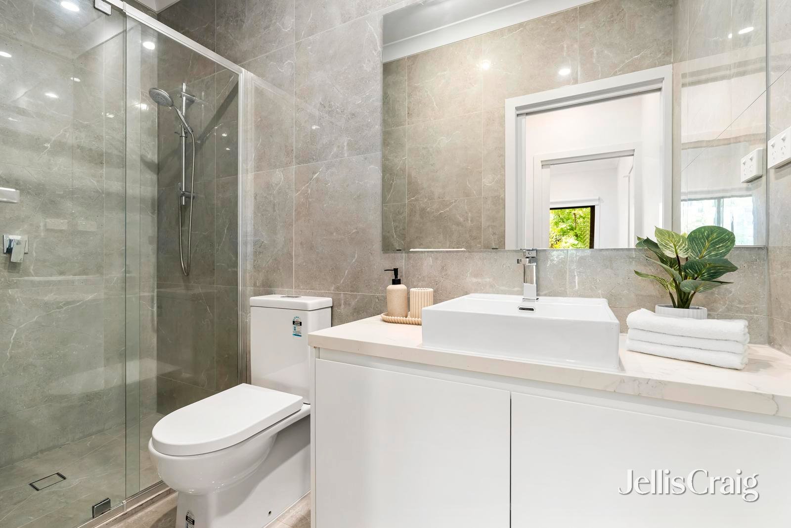 12B Carolina Street, Mount&nbsp;Waverley image 10