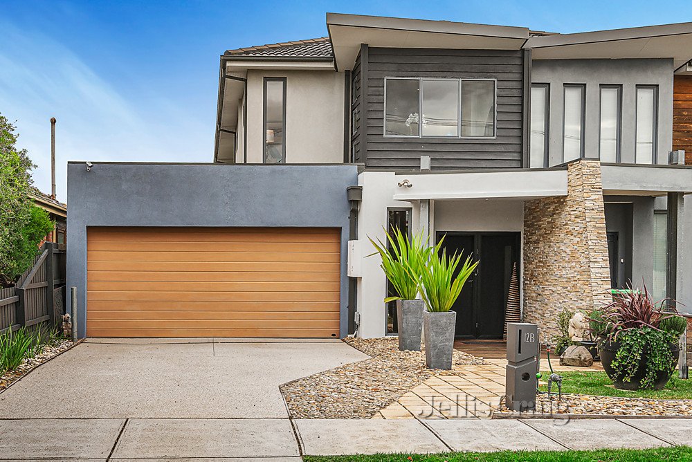 12B Chauvel Street, Bentleigh East image 1