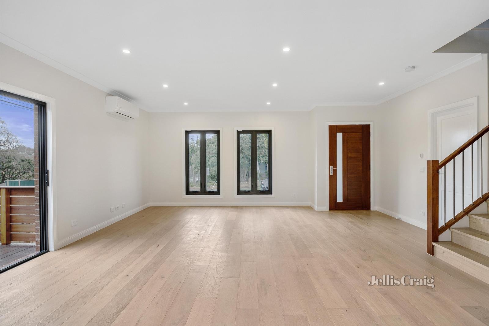 1/2B Farleigh Avenue, Burwood image 3