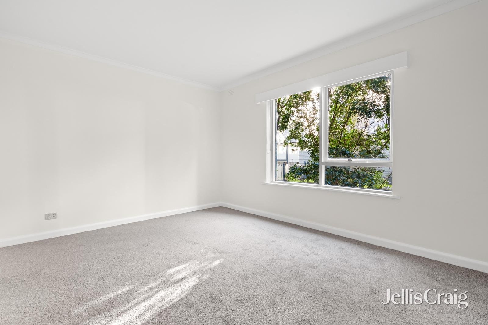 1/2B Loyola Avenue, Brunswick image 7