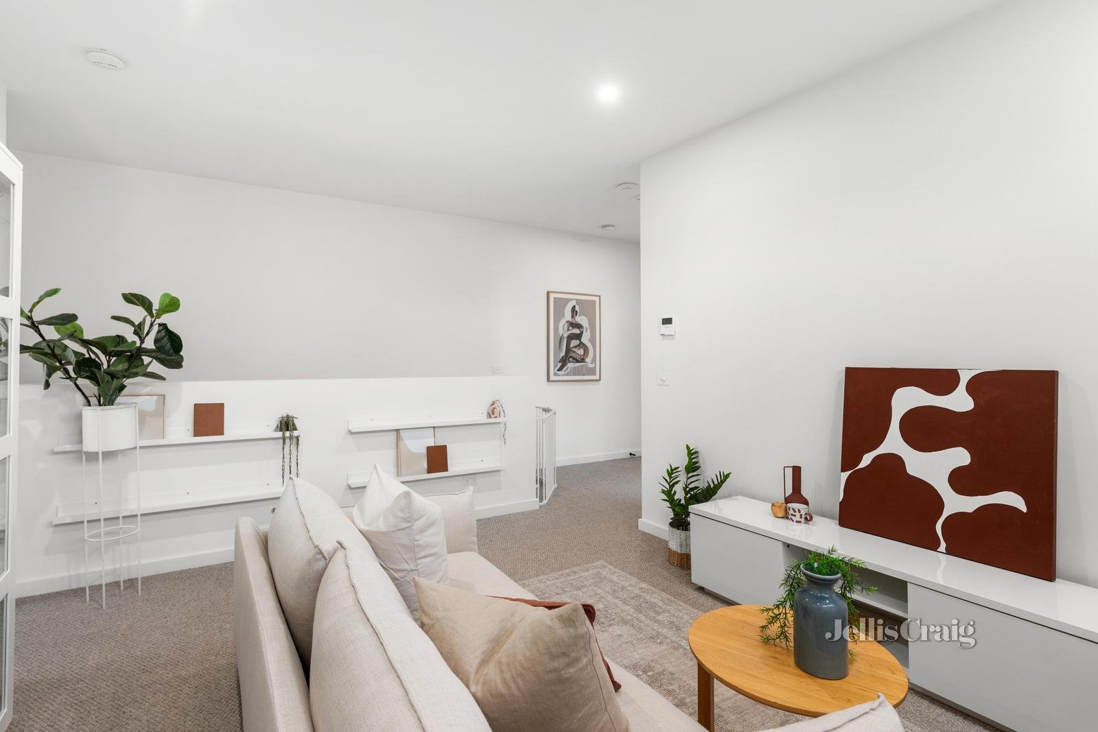 12B Thornton Street, Eltham image 13