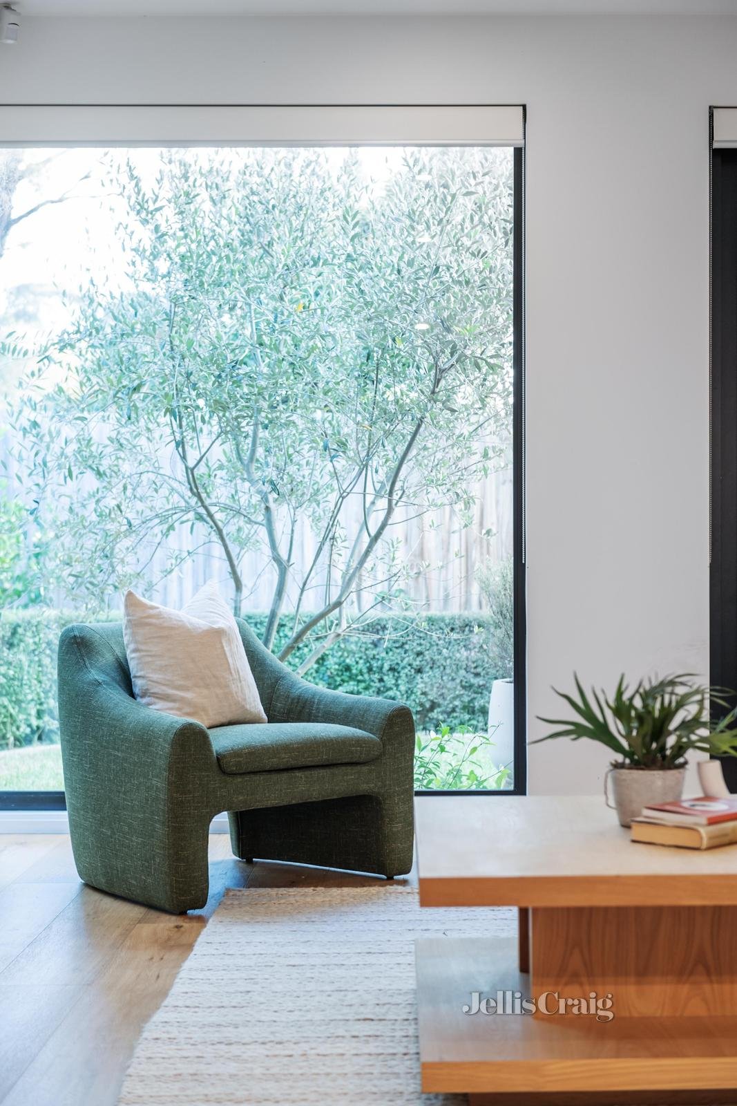 12B Thornton Street, Eltham image 20