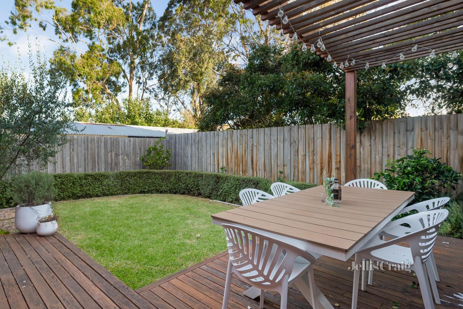 12B Thornton Street, Eltham image 23